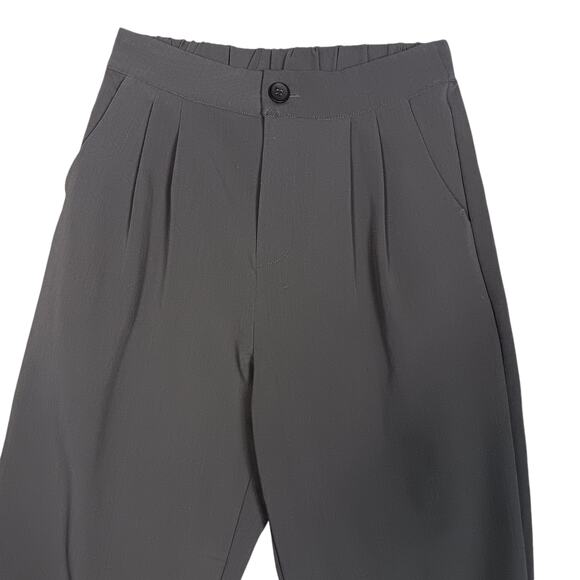 Dazy Dressy Pants Size Large Tapered Pleated Pockets Gray Elastic Waist - Picture 2 of 12